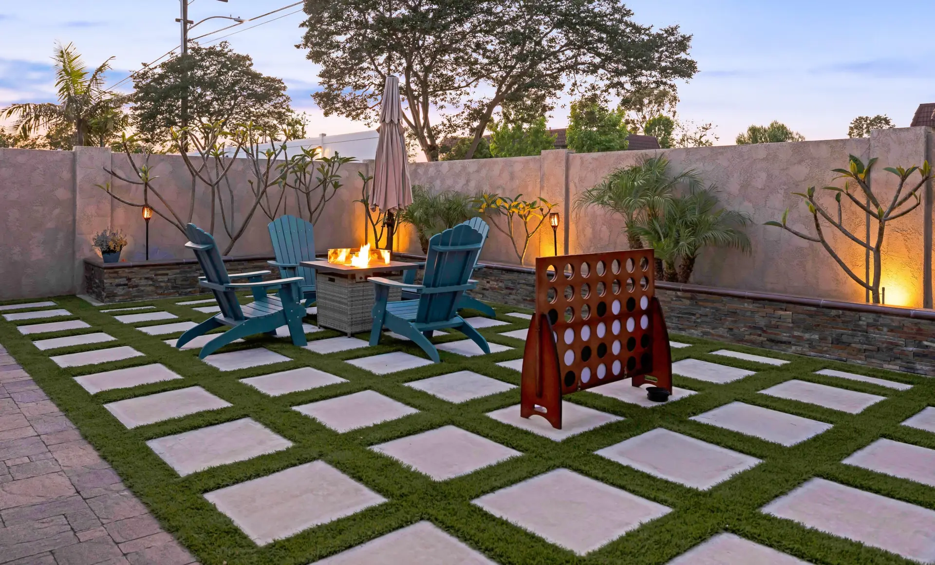 Listed by Kelly Laird Smith – Cypress backyard